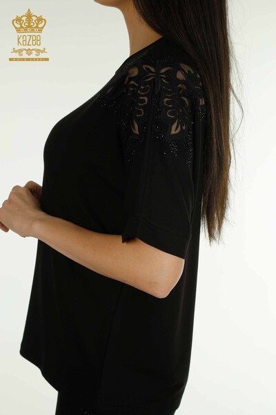 Venta al por mayor Blusa de Mujer con Detalle en Hombros Negro - 79527 | KAZEE - Thumbnail