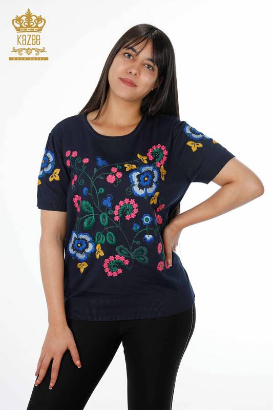 Venta al por mayor de prendas de punto de manga corta con bordado floral detallado para mujer con piedra - 16752 | kazee