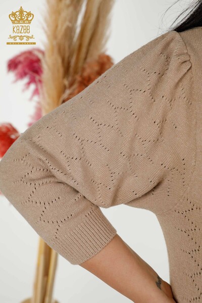 Venta al por mayor de suéter de punto para mujer con agujero detallado Beige - 30341 | kazee - Thumbnail