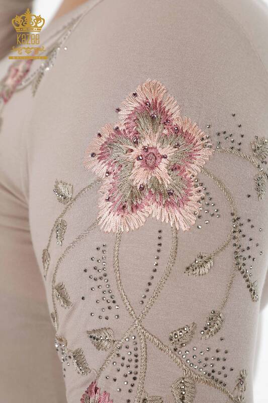 Venta al por mayor Suéter de punto para mujer con cuello redondo y estampado de flores con bordados de piedra - 79017 | kazee
