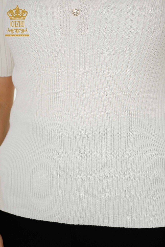 Venta al por mayor Suéter de punto para mujer - Detalle de botones - Crudo - 30043 | kazee - 5