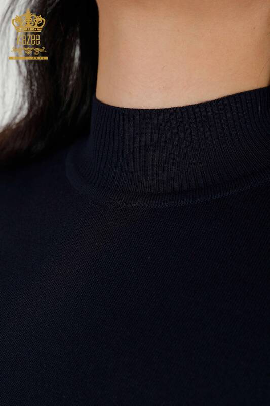 Venta al por mayor Suéter de punto de mujer de cuello alto básico azul marino - 16663 | kazee