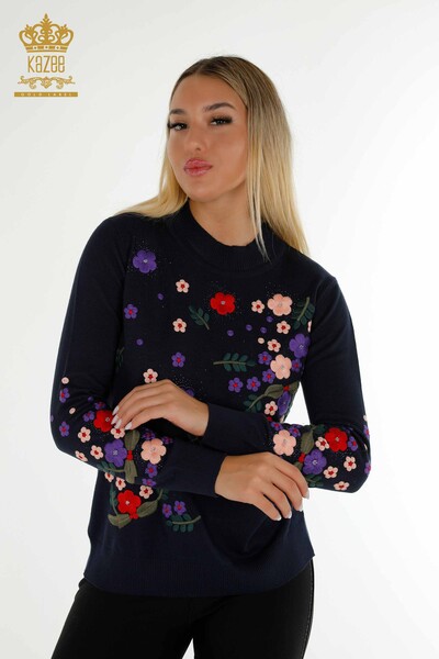 Venta al por mayor Suéter de punto para mujer con bordado floral Azul marino - 16760 | KAZEE - Thumbnail