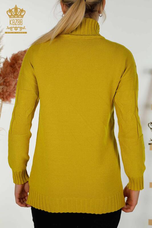 Venta al por mayor de Prendas de Punto para Mujer Suéter Cuello Alto Azafrán - 30231 | KAZEE