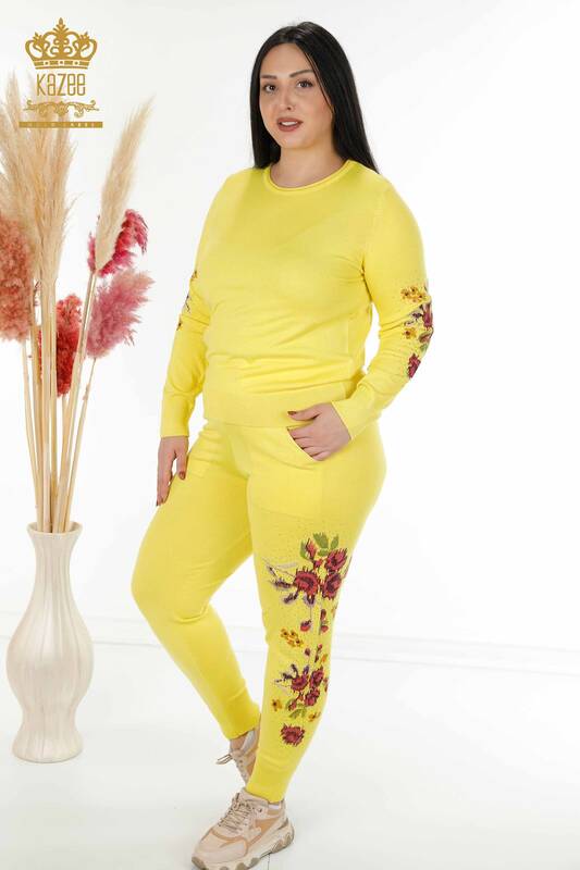 al por mayor Conjunto de chándal para mujer con patrón floral amarillo - 16570