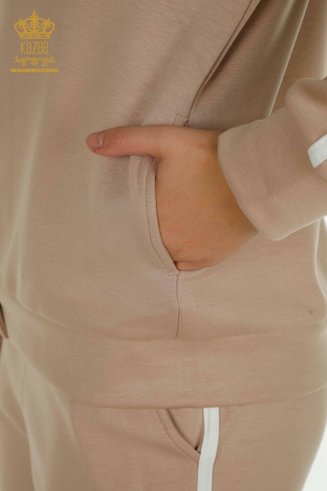 Venta al por mayor Conjunto de chándal para mujer con botones detallados Mink Ecru - 17594 | KAZEE - 6