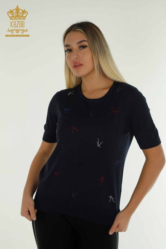 Оптовая продажа женского трикотажного свитера американской модели темно-синего цвета - 30335 | КАZEE