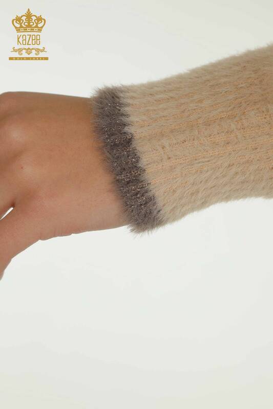 Женский вязаный свитер оптом из ангоры с рисунком бежевого цвета - 30681 | КАZEE