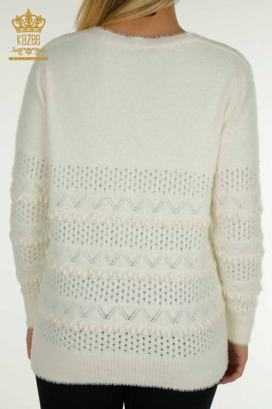 Женский вязаный свитер оптом из ангоры с V-образным вырезом цвета экрю - 30697 | КАZEE