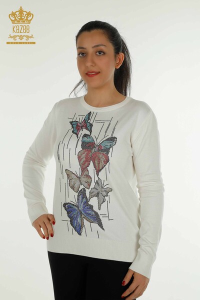 Женский вязаный свитер оптом с вышивкой бабочки экрю - 30215 | КАZEE - Thumbnail