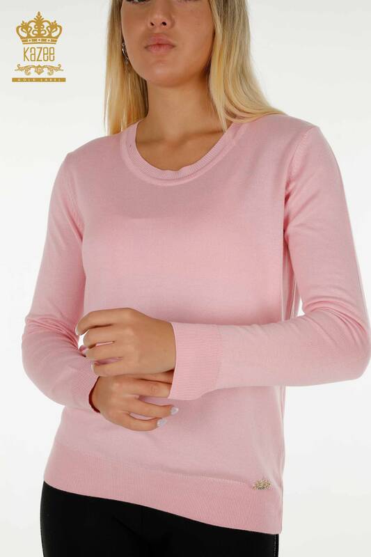 Женский вязаный свитер базового розового цвета с логотипом оптом - 11052 | КАZEE