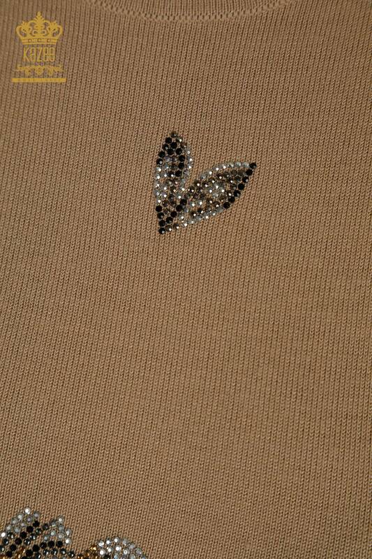Женский вязаный свитер оптом с каменной вышивкой, бежевый - 30471 | КАZEE