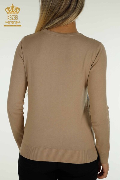 Женский вязаный свитер оптом с каменной вышивкой, бежевый - 30471 | КАZEE - Thumbnail