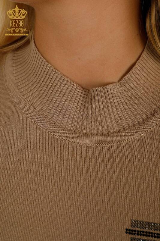 Женский вязаный свитер оптом с каменной вышивкой, бежевый - 30491 | КAZEE