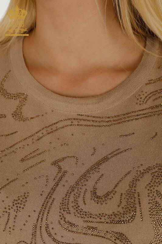 Женский вязаный свитер оптом с каменной вышивкой, бежевый - 30594 | КАZEE