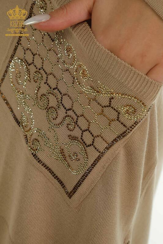 Женский вязаный свитер оптом с каменной вышивкой, бежевый - 30601 | КАZEE