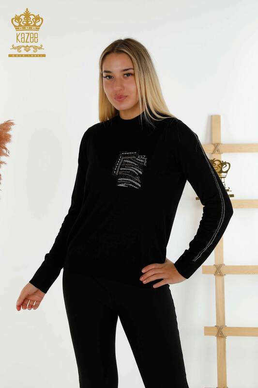 Оптовая продажа женского трикотажного свитера с каменной вышивкой черного цвета - 30391 | КАZEE