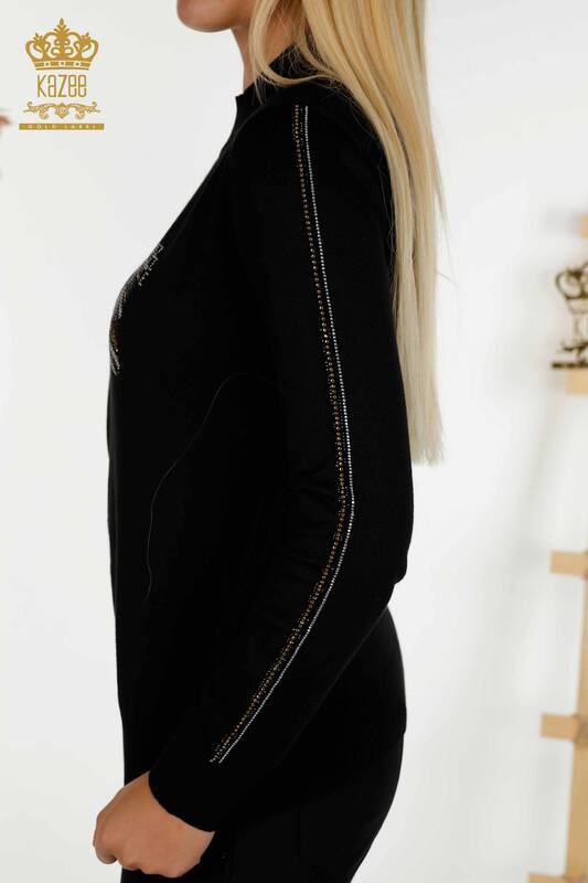 Оптовая продажа женского трикотажного свитера с каменной вышивкой черного цвета - 30391 | КАZEE