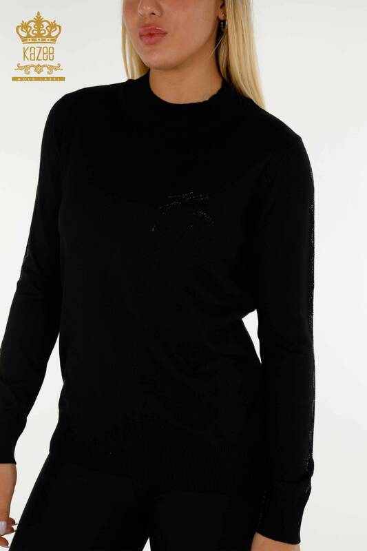 Женский вязаный свитер оптом черный с каменной вышивкой - 30553 | КАZEE