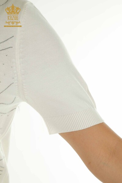 Женский вязаный свитер оптом с вышивкой камнями экрю - 30659 | КАZEE - Thumbnail
