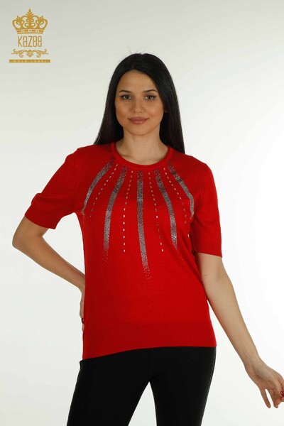 Оптовая продажа женского трикотажного свитера с каменной вышивкой красного цвета - 30460 | КАZEE