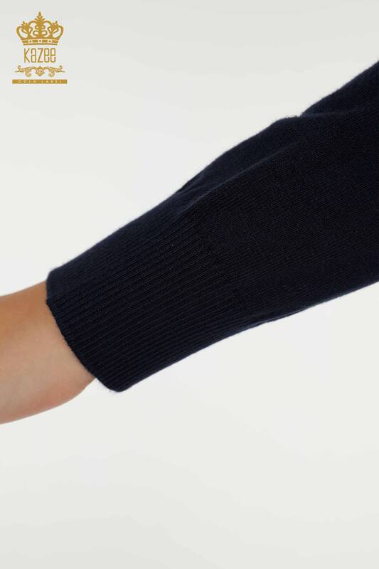 Женский вязаный свитер оптом с вышивкой камнями темно-синий - 30594 | КАZEE