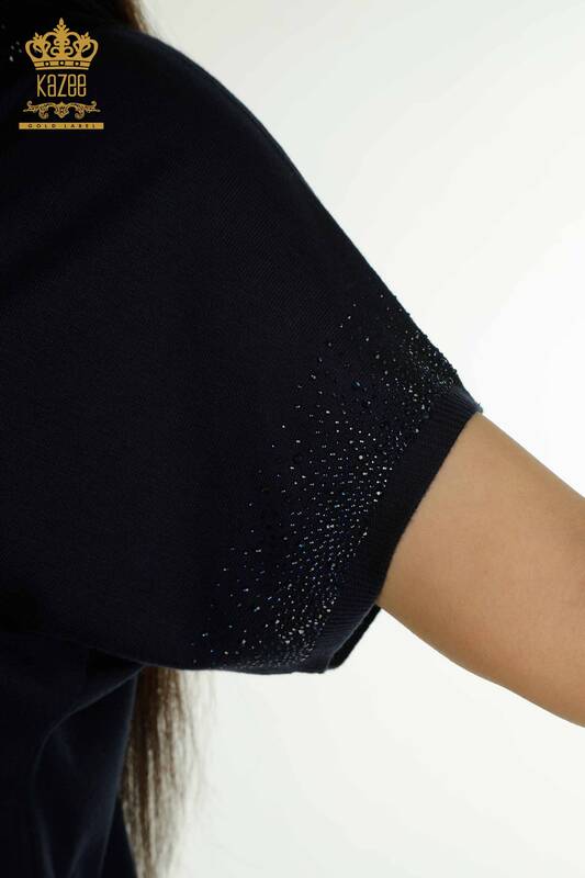 Женский вязаный свитер оптом с вышивкой камнями темно-синий - 30761 | КАZEE