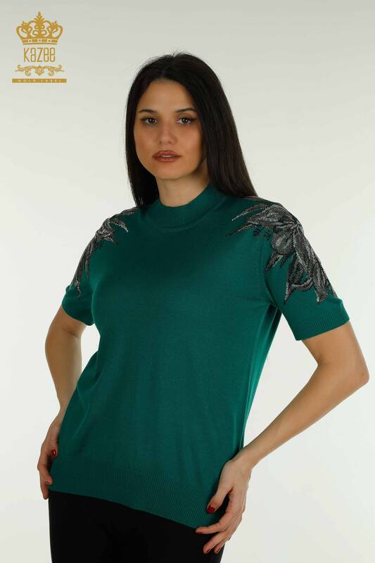 Женский вязаный свитер оптом с вышивкой камнями, зеленый - 30674 | КАZEE