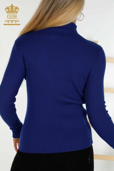 Пуговицы женского трикотажного свитера оптом, детальный электрический цвет - 30394 | КАZEE - Thumbnail