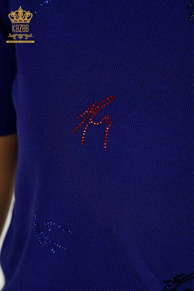 Женский вязаный свитер оптом сакс с разноцветной вышивкой камнями - 30327 | КАZEE - Thumbnail
