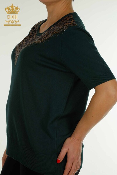 Женский вязаный свитер оптом с леопардовой вышивкой Нефти - 30329 | КАZEE - Thumbnail