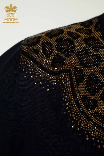 Женский вязаный свитер оптом с леопардовой вышивкой, темно-синий - 30329 | КАZEE - Thumbnail