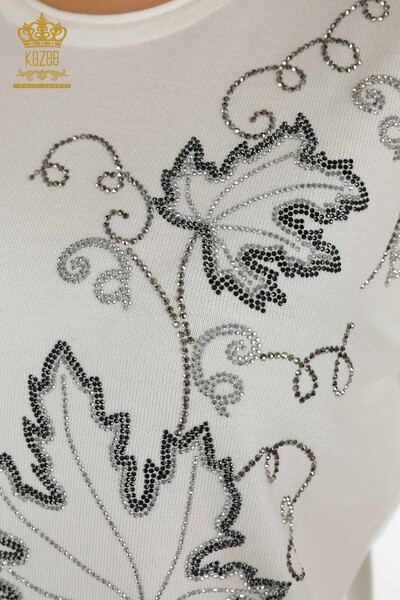 Женский вязаный свитер оптом с вышивкой листьев экрю - 30654 | КАZEE - Thumbnail