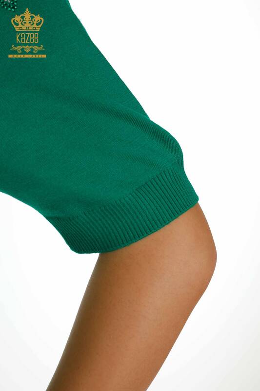 Зеленый женский трикотажный свитер с вышивкой в ​​виде листьев оптом - 30654 | КАZEE