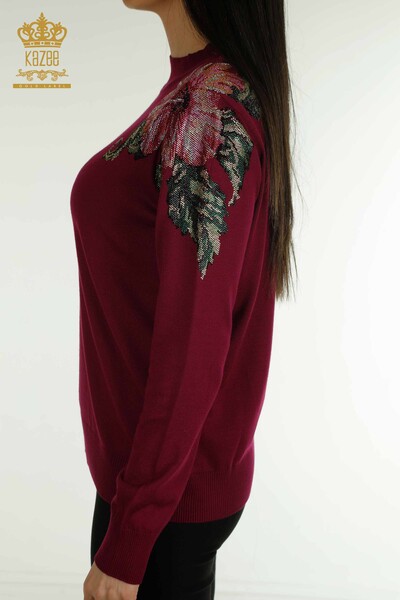 Оптовая продажа женского трикотажа Свитер с цветочным узором на плечах Сиреневый - 30542 | КАZEE - Thumbnail