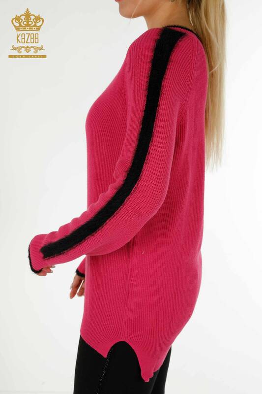 Женский вязаный свитер оптом цвета фуксии - 19042 | КАZEE