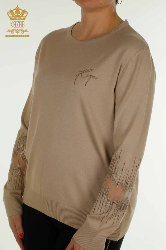 Женский вязаный свитер оптом с рукавами бежевого цвета - 30153 | КАZEE