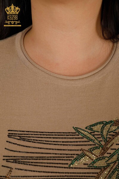 Женский вязаный свитер с цветочным узором оптом, бежевый - 30493 | КАZEE - Thumbnail