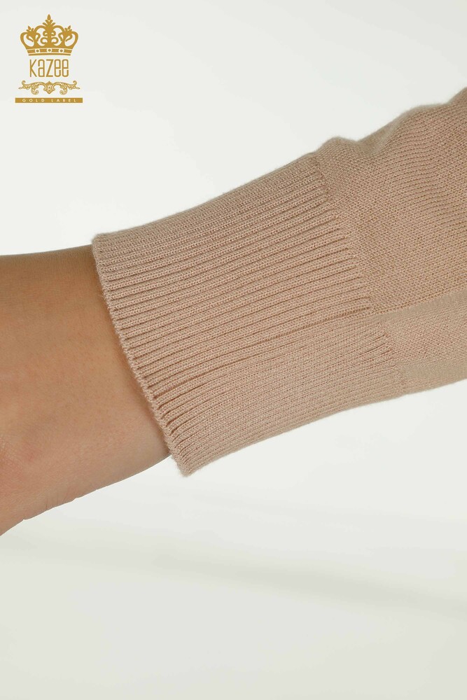 Женский трикотажный свитер оптом с цветочной вышивкой Пудра - 16849 | Кazee - 7