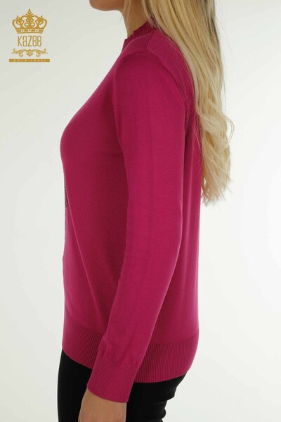 Женский трикотажный свитер оптом с цветочной вышивкой цвета фуксии - 30614 | КАZEE - Thumbnail