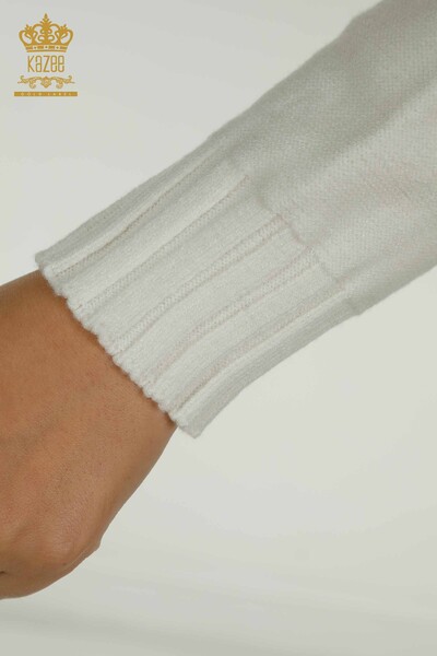 Женский вязаный свитер водолазка цвета экрю оптом - 30231 | КАZEE - Thumbnail