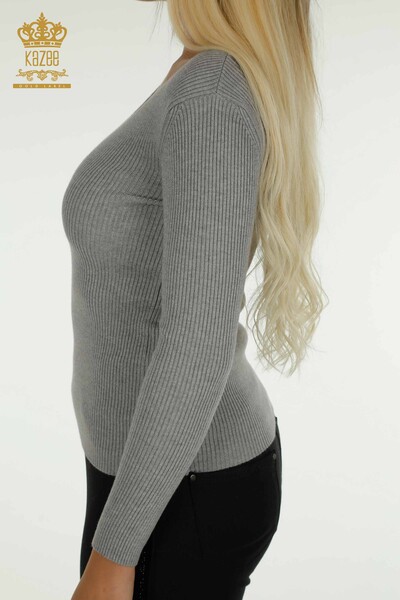Женский вязаный свитер оптом с воротником серого цвета - 30392 | КАZEE - Thumbnail