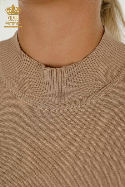 Женский вязаный свитер с высоким воротником из вискозы бежевого цвета оптом - 16168 | КАZEE - Thumbnail