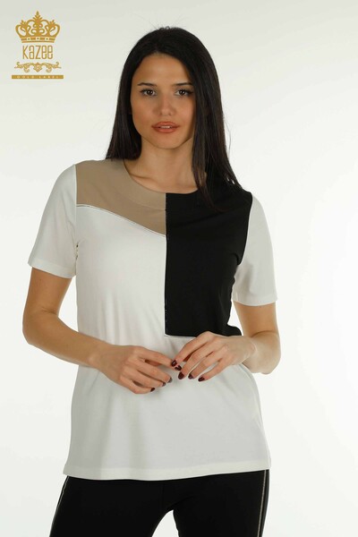 Kazee - Женская блузка оптом с вышивкой камнями экрю-бежевого цвета - 79529 | КАZEE
