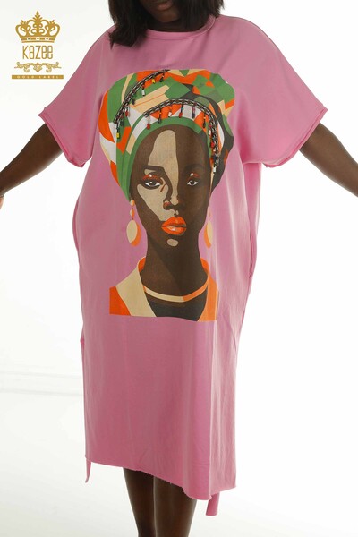  S&M - Женское платье из бисера розового цвета оптом - 2402-231001 | S&M