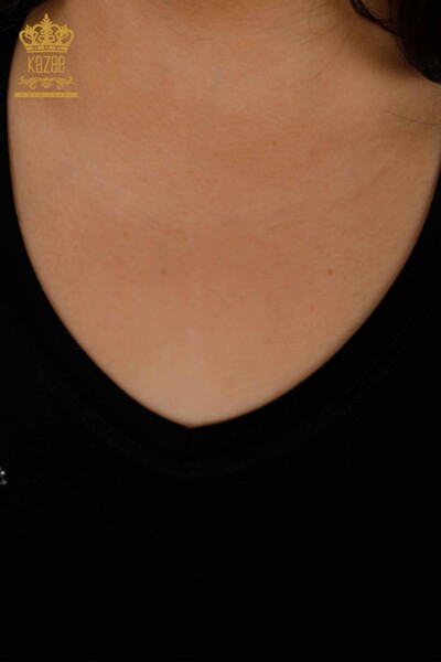 Оптовая Женская Блузка Вышитая Камнем Цветочный Узор Вискоза - 79001 | КАZЕЕ - Thumbnail
