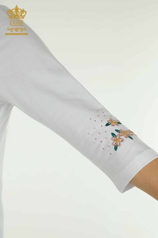Женская блузка оптом с карманами белого цвета - 79477 | КАZEE