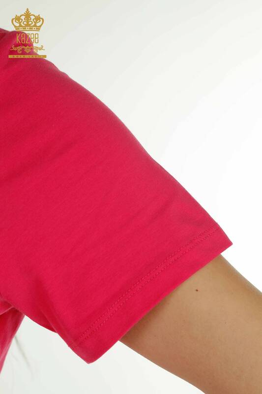 Женская блузка с логотипом цвета фуксии оптом - 79560 | КАZEE