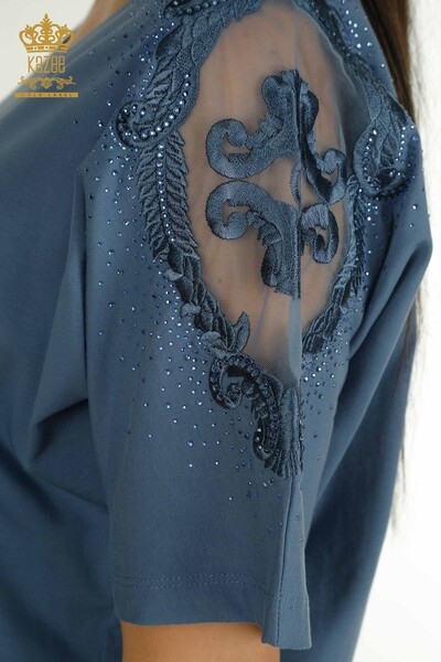 Оптовая женская блузка из тюля на плечах с деталями цвета индиго - 79553 | КАZEE - Thumbnail