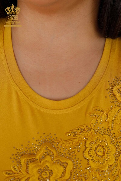 оптом женская блузка с розовым узором и круглым вырезом, вышитая камнем - 79004 | КАZЕЕ - Thumbnail